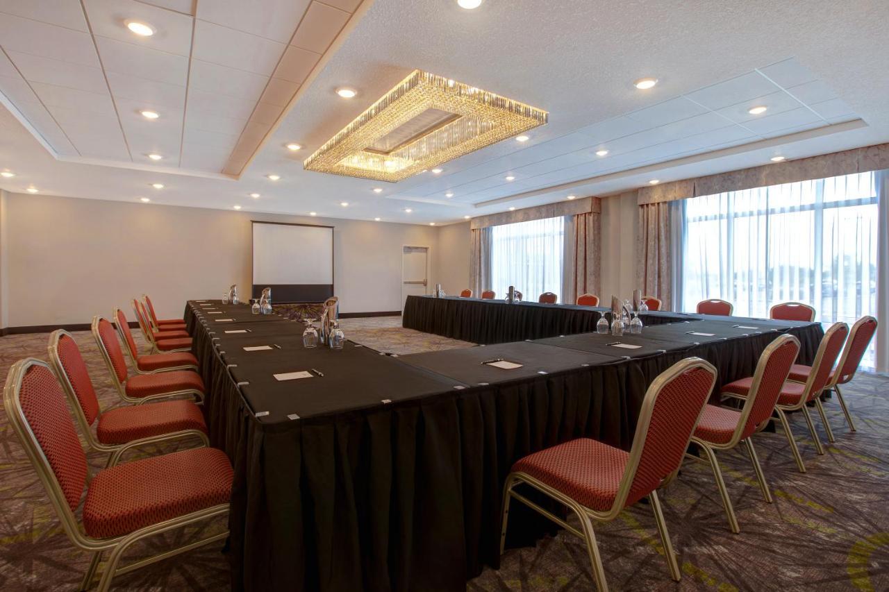 St. Paul The Landing Hotel & Conference Centre מראה חיצוני תמונה