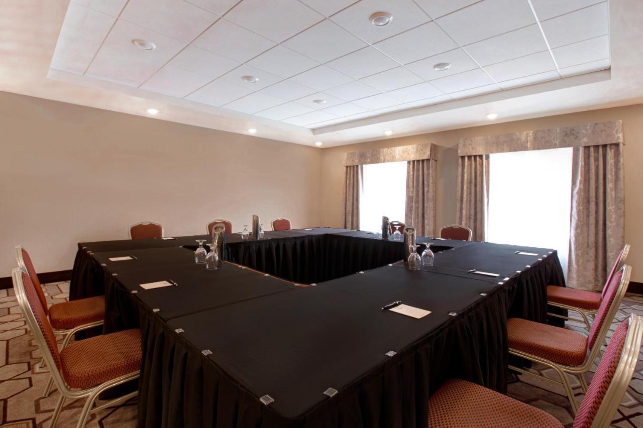 St. Paul The Landing Hotel & Conference Centre מראה חיצוני תמונה