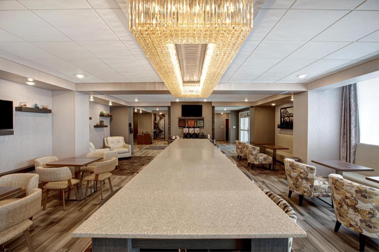 St. Paul The Landing Hotel & Conference Centre מראה חיצוני תמונה