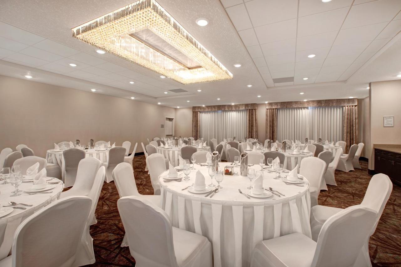St. Paul The Landing Hotel & Conference Centre מראה חיצוני תמונה