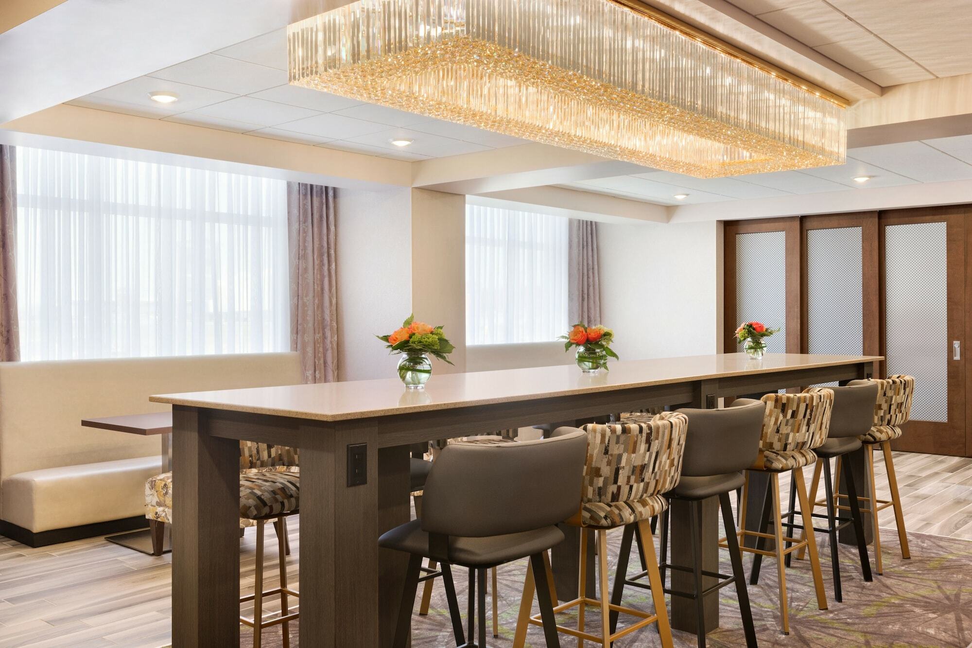 St. Paul The Landing Hotel & Conference Centre מראה חיצוני תמונה